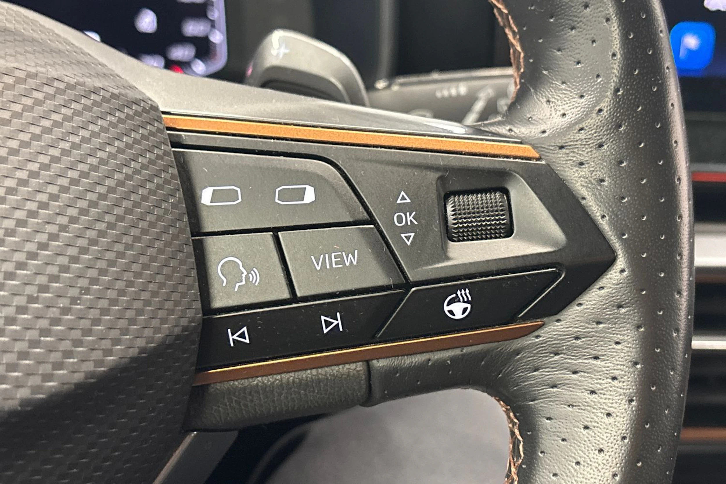 harmaa CUPRA Formentor 2021 kuva 21.