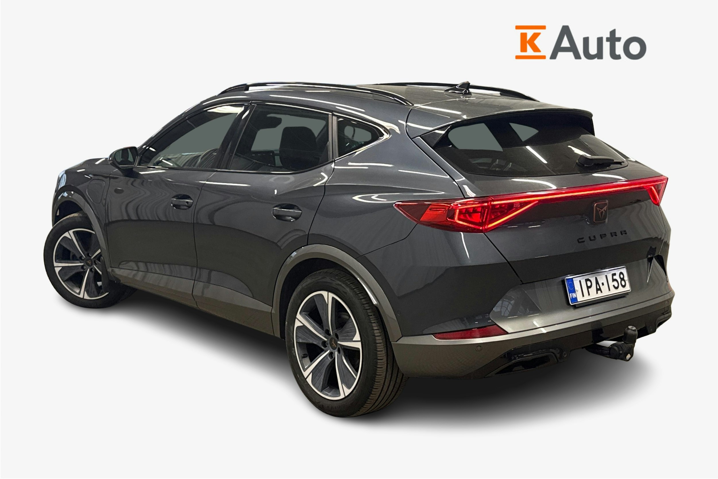 harmaa CUPRA Formentor 2021 kuva 2.