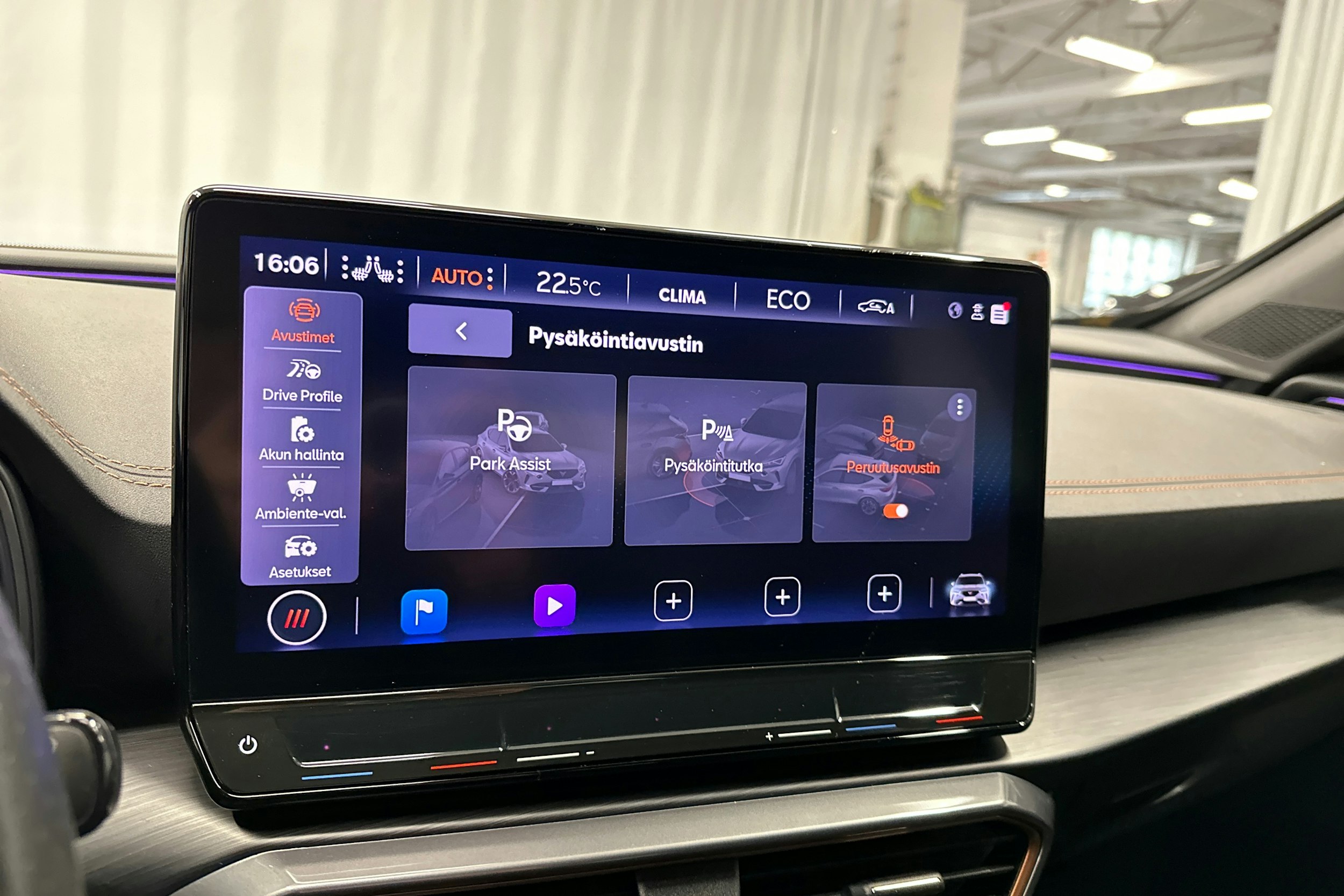 harmaa CUPRA Formentor 2021 kuva 23.