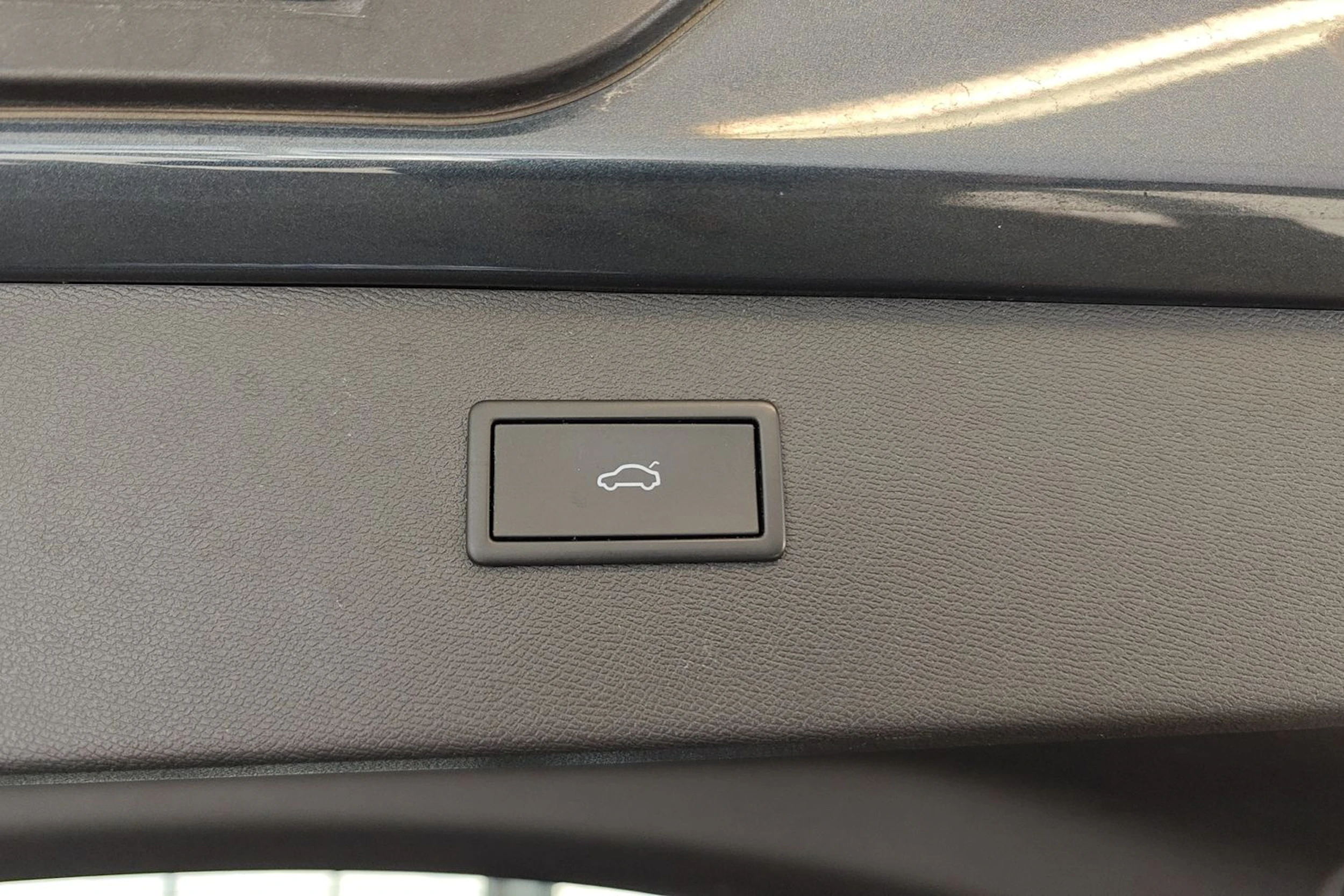 harmaa CUPRA Formentor 2021 kuva 13.