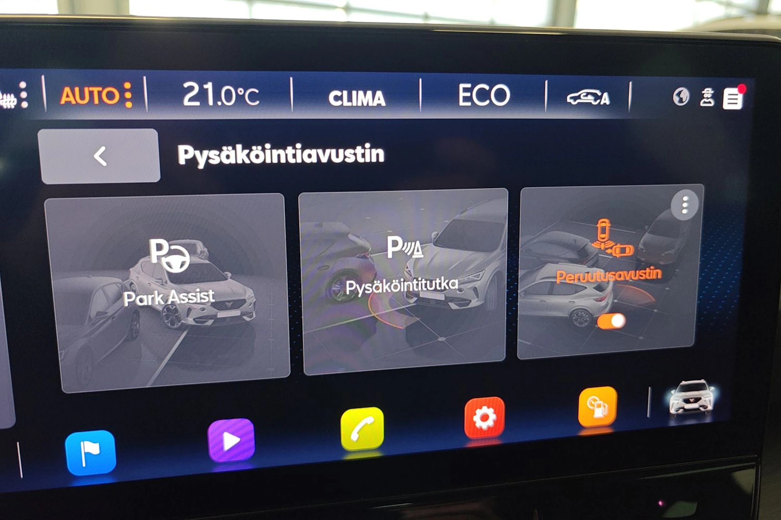 harmaa CUPRA Formentor 2021 kuva 16.