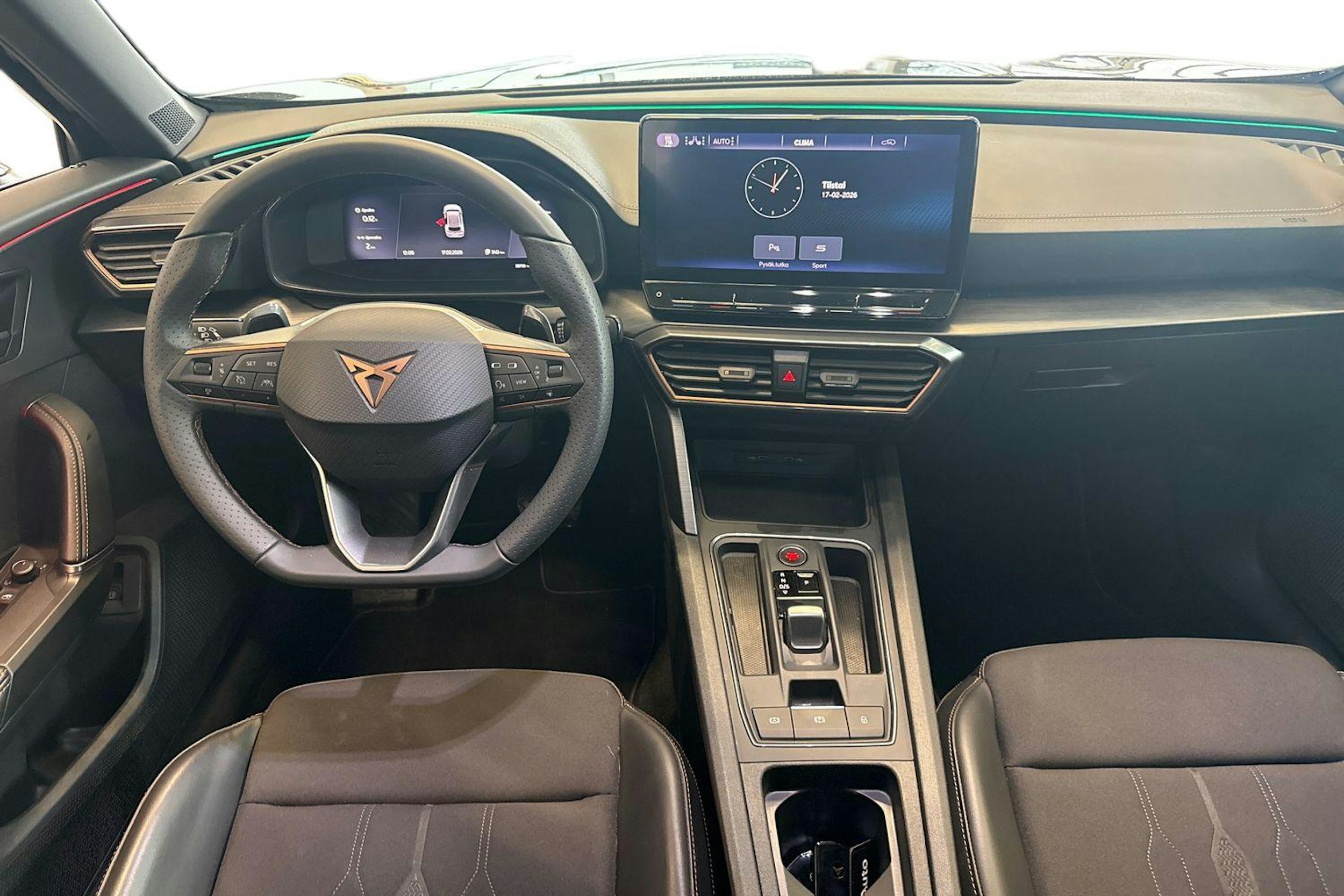 musta CUPRA Formentor 2021 kuva 7.