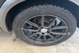 musta CUPRA Formentor 2021 kuva 10.