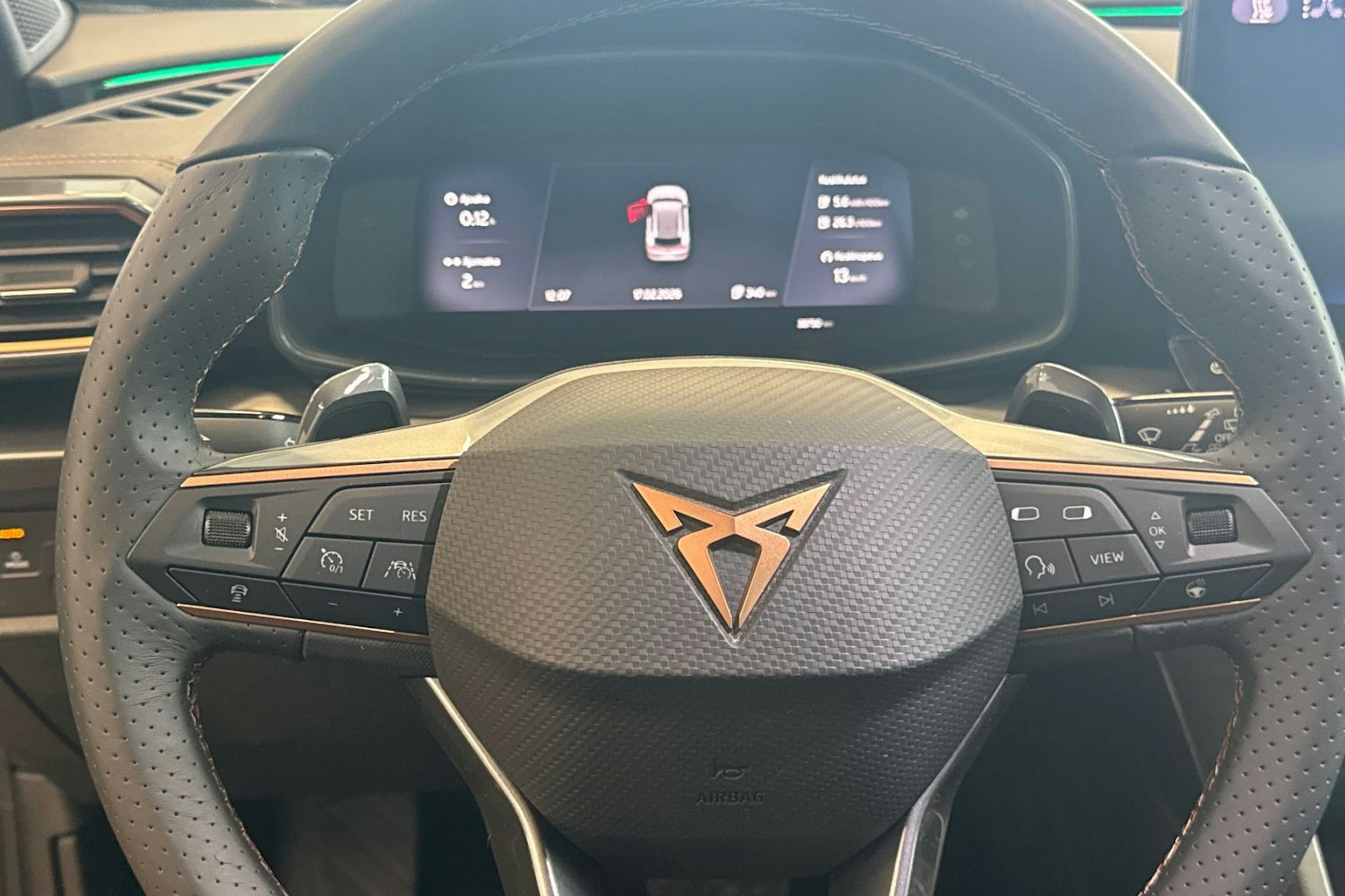 musta CUPRA Formentor 2021 kuva 11.