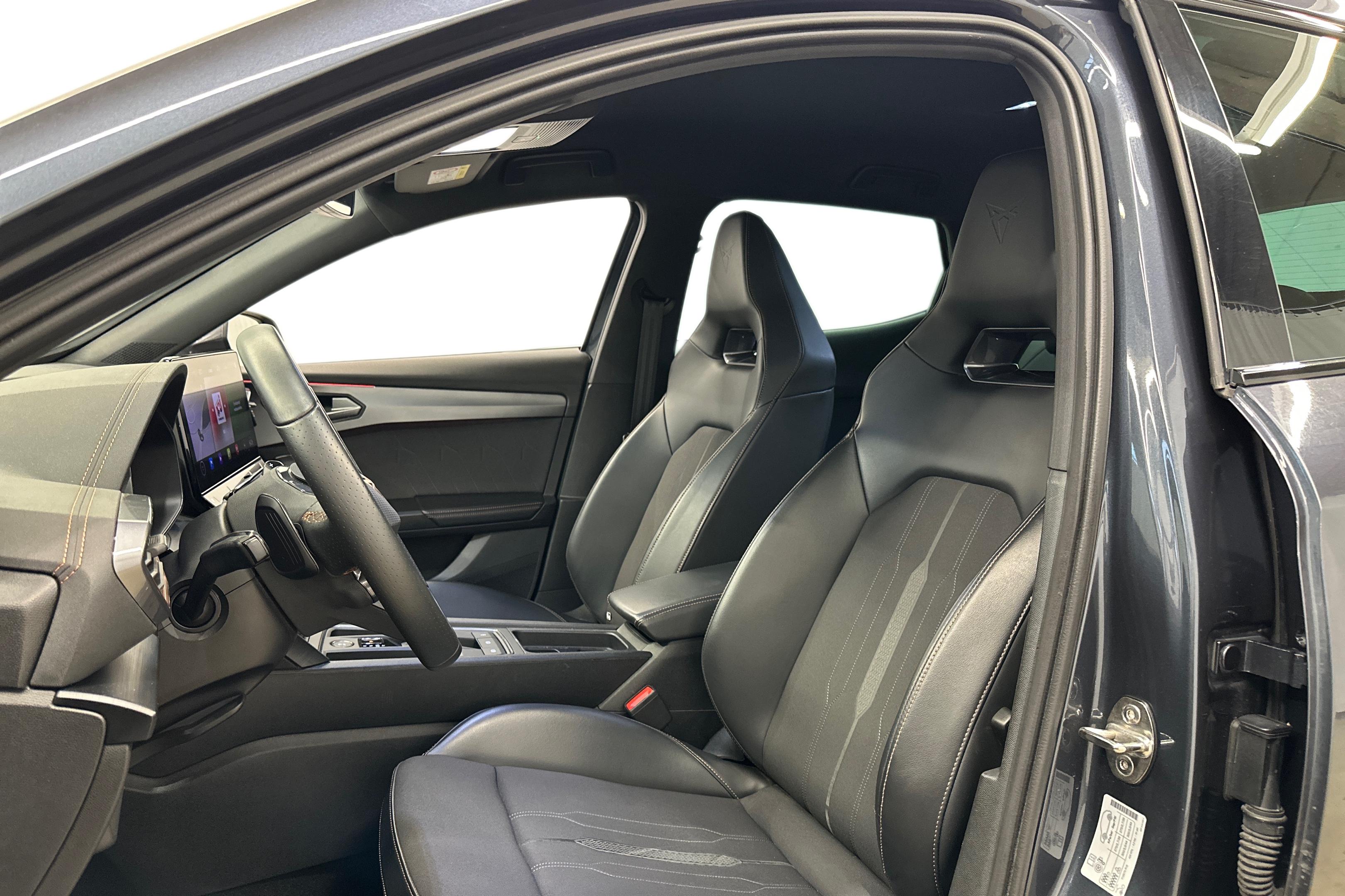Cupra Formentor 2021, photo 6/31