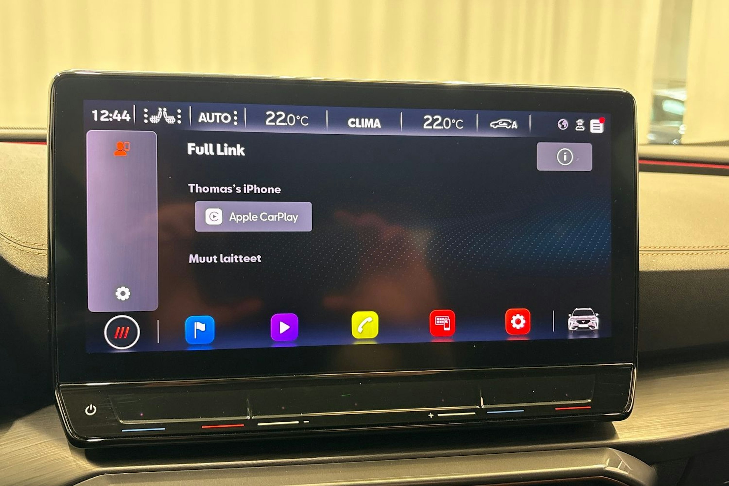 harmaa CUPRA Formentor 2021 kuva 18.