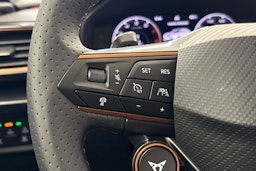 harmaa CUPRA Formentor 2021 kuva 19.