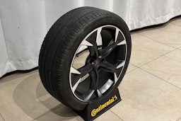 vihreä CUPRA Formentor 2021 kuva 14.