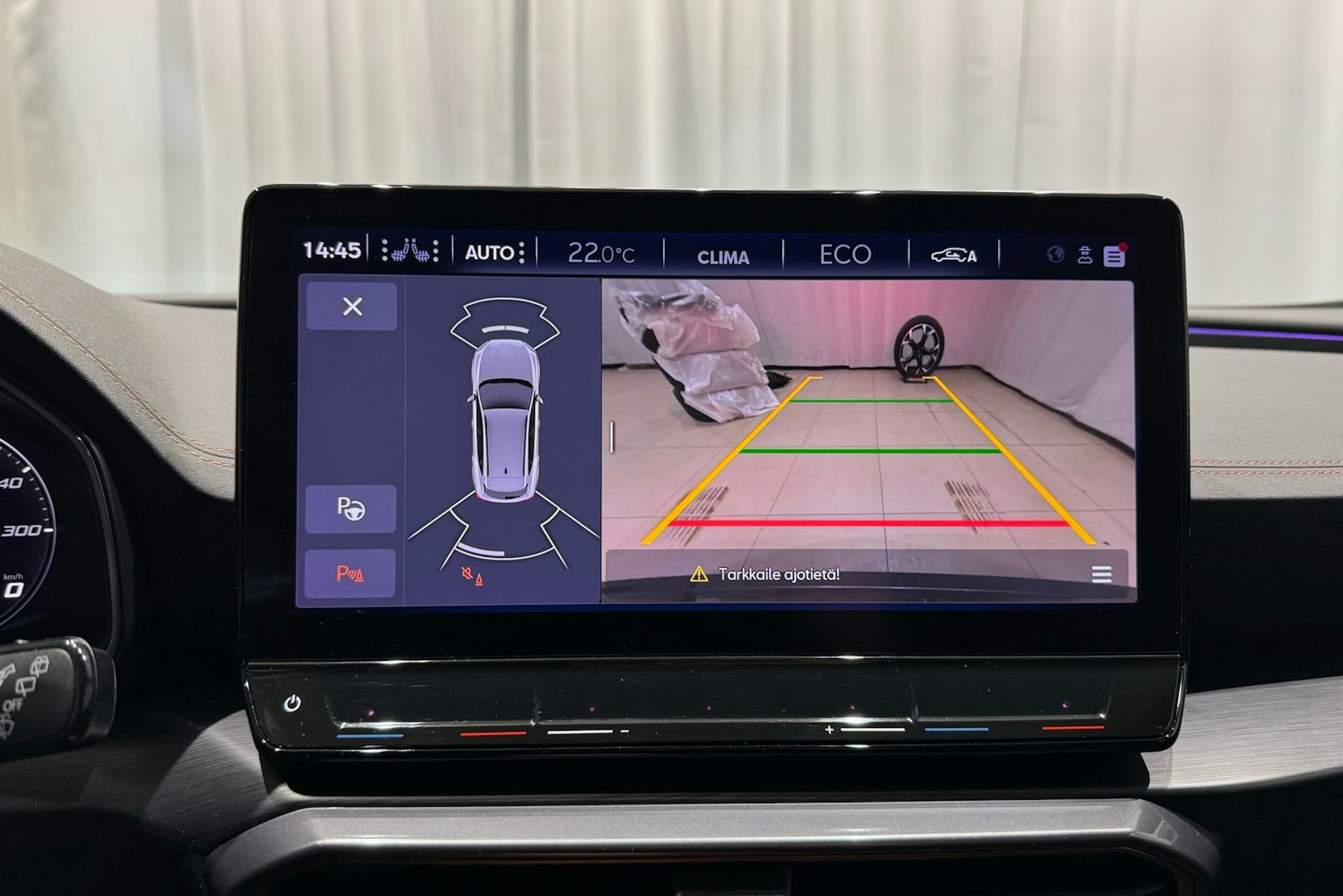 vihreä CUPRA Formentor 2021 kuva 24.