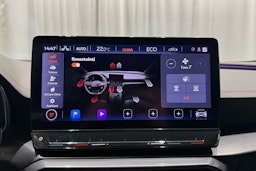 vihreä CUPRA Formentor 2021 kuva 27.