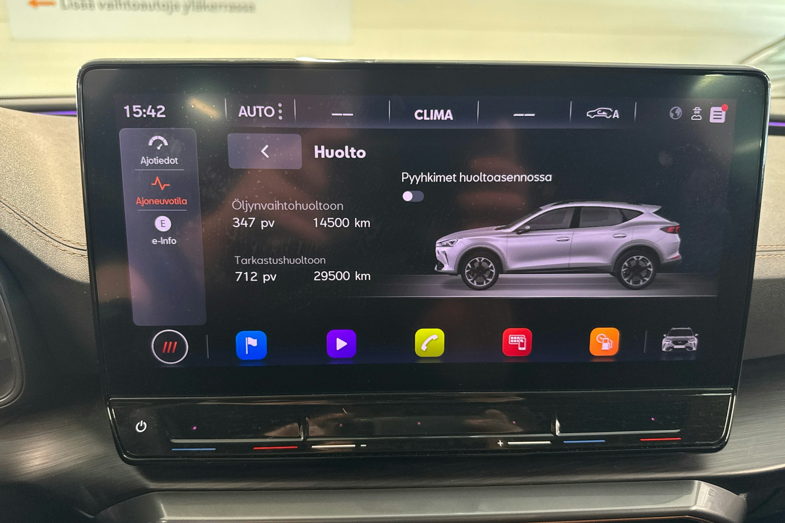 musta CUPRA Formentor 2021 kuva 16.