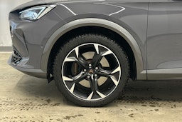 harmaa metalliväri CUPRA Formentor 2021 kuva 16.