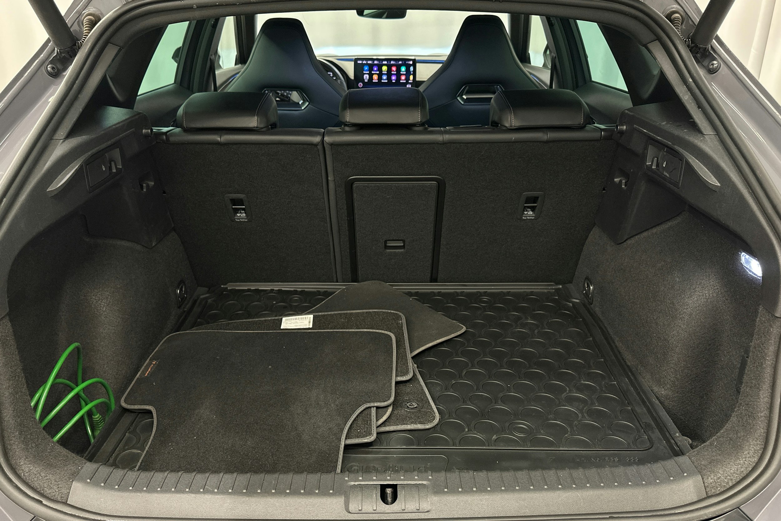 harmaa metalliväri CUPRA Formentor 2021 kuva 26.