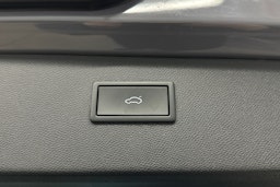 harmaa metalliväri CUPRA Formentor 2021 kuva 27.