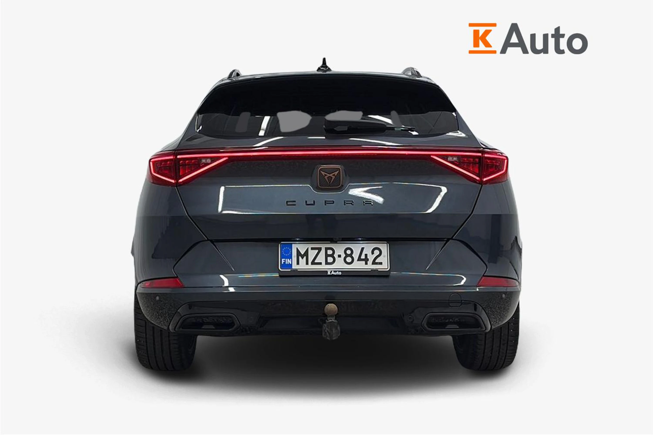 Harmaa CUPRA Formentor 2021 kuva 3.