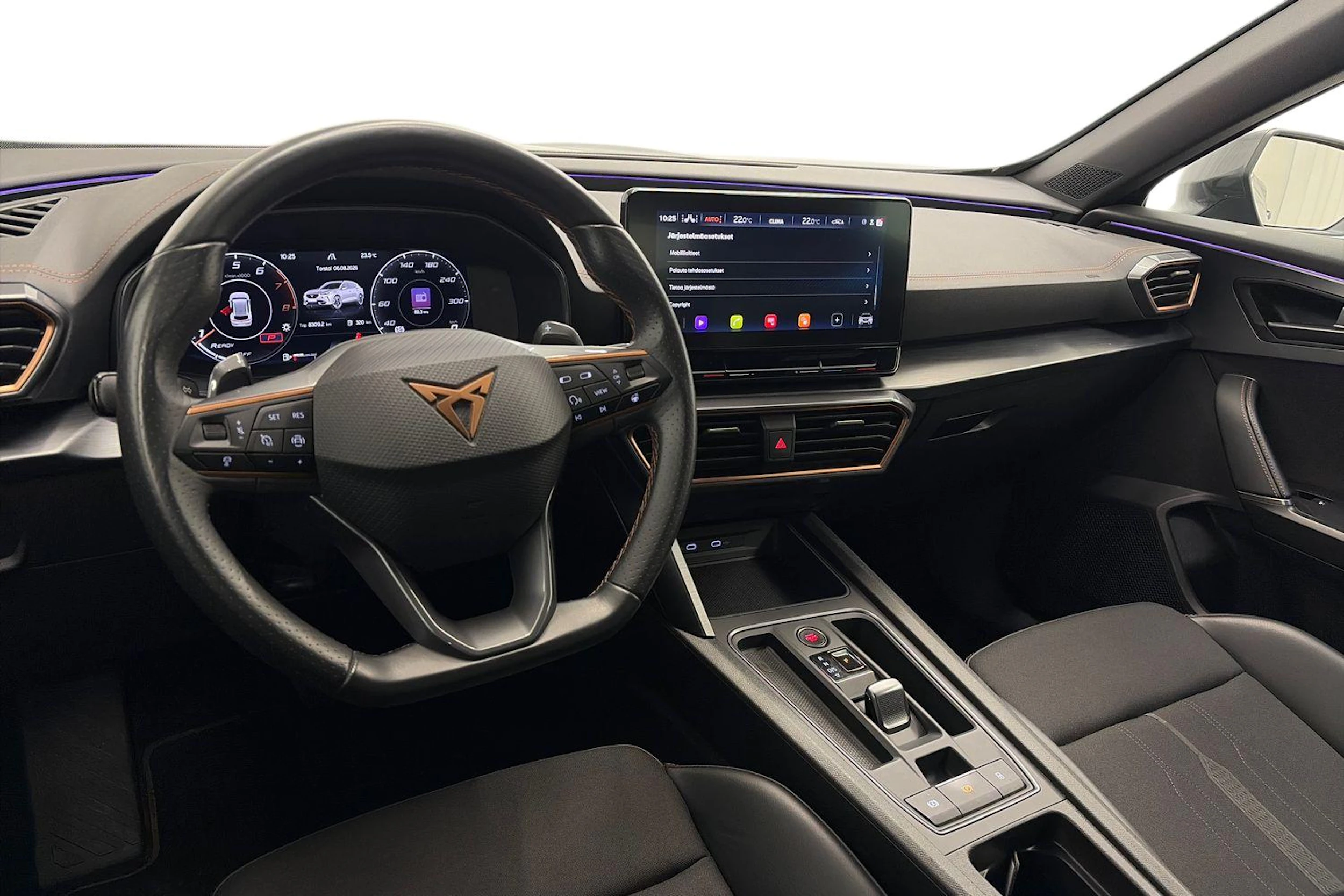 Harmaa CUPRA Formentor 2021 kuva 6.