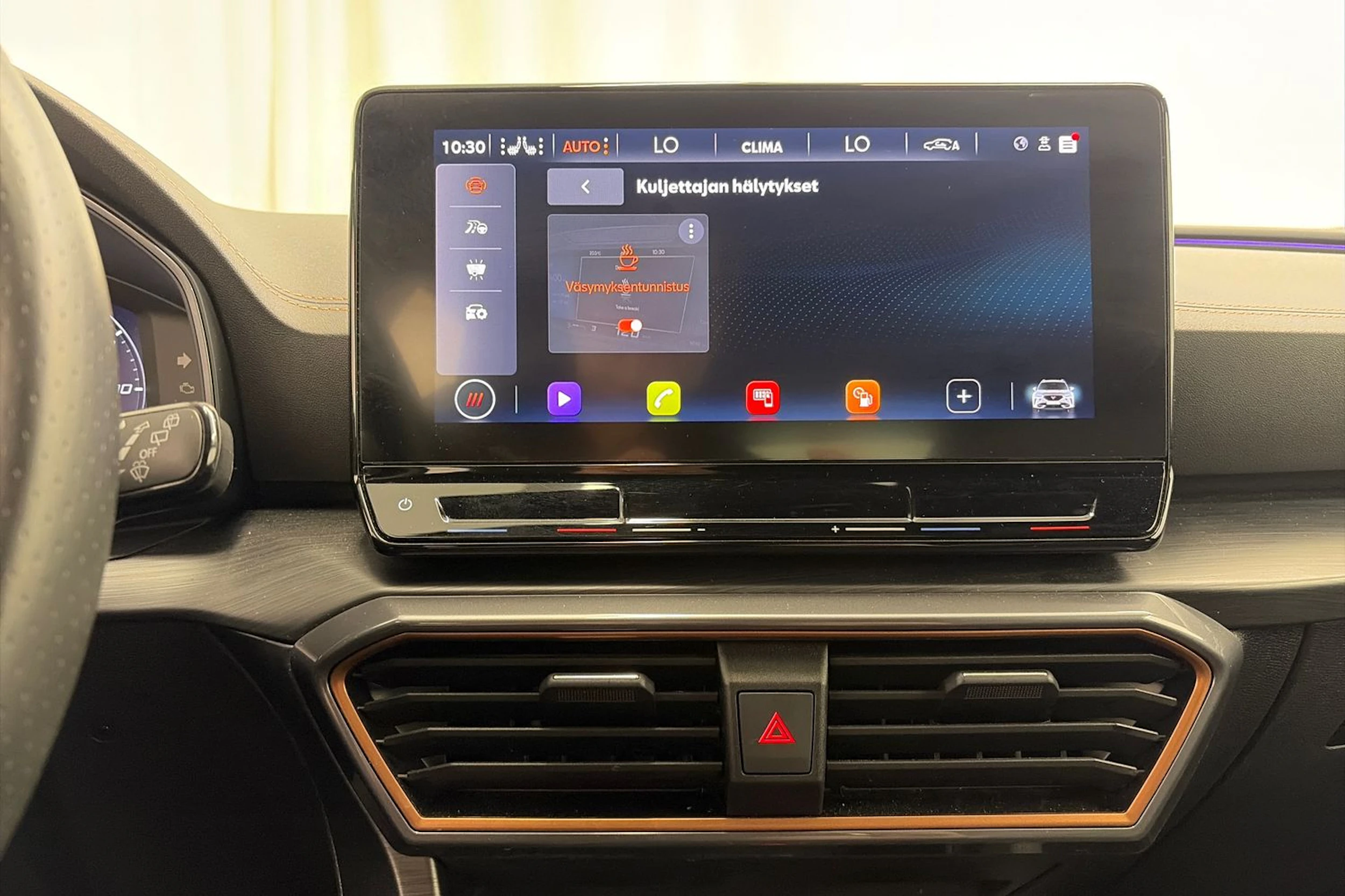 Harmaa CUPRA Formentor 2021 kuva 25.