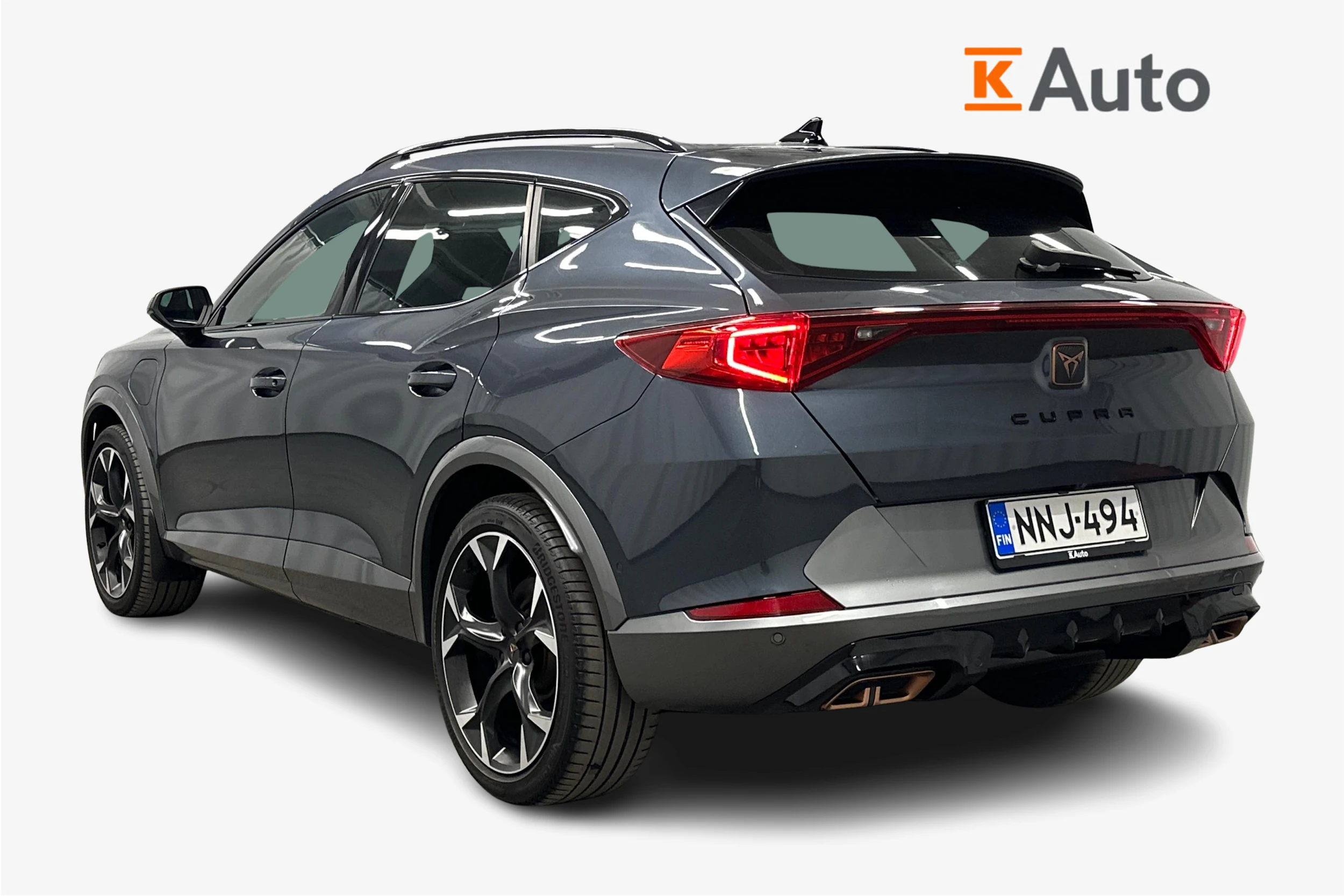 harmaa CUPRA Formentor 2021 kuva 2.