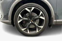 harmaa CUPRA Formentor 2021 kuva 9.