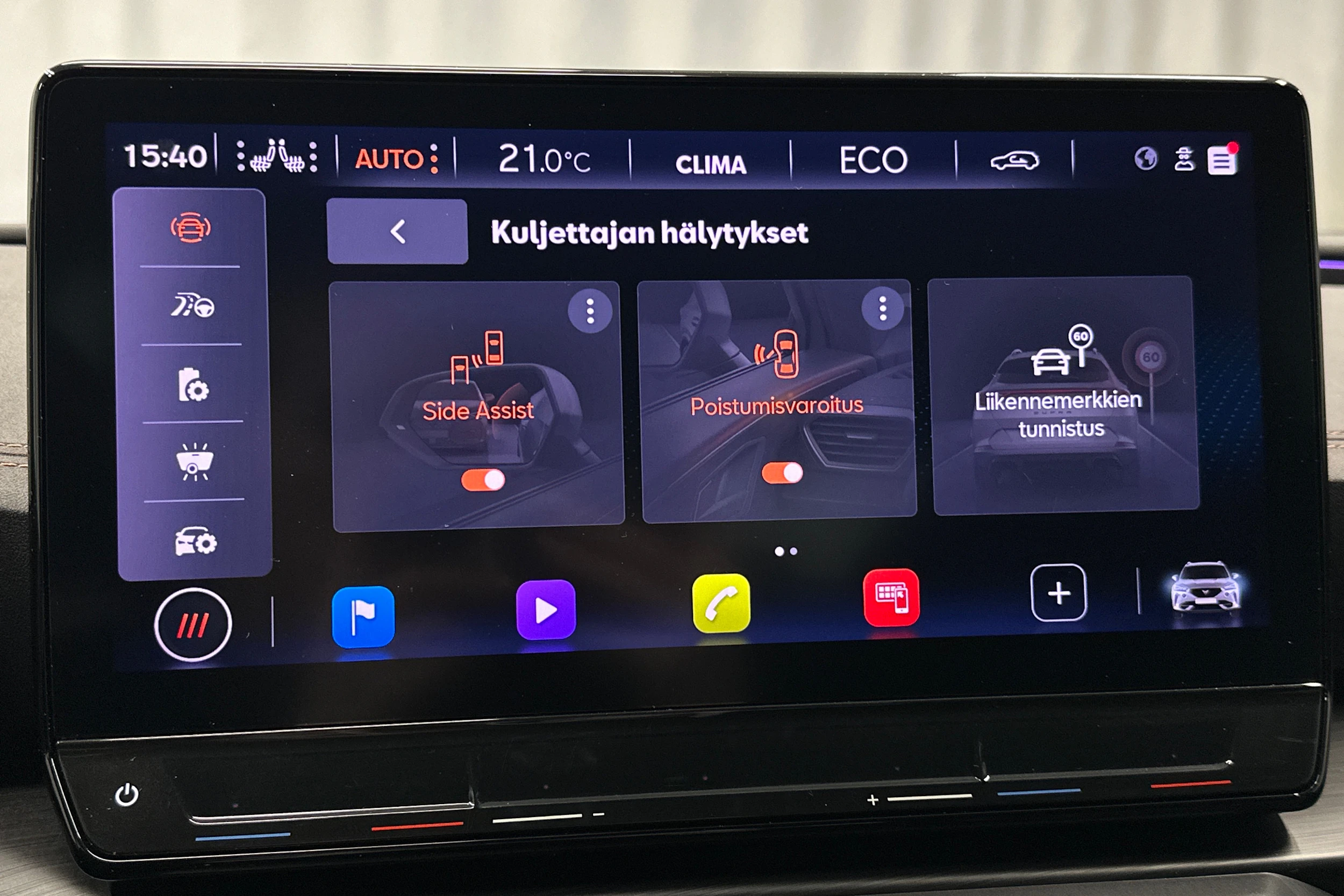 harmaa CUPRA Formentor 2021 kuva 32.