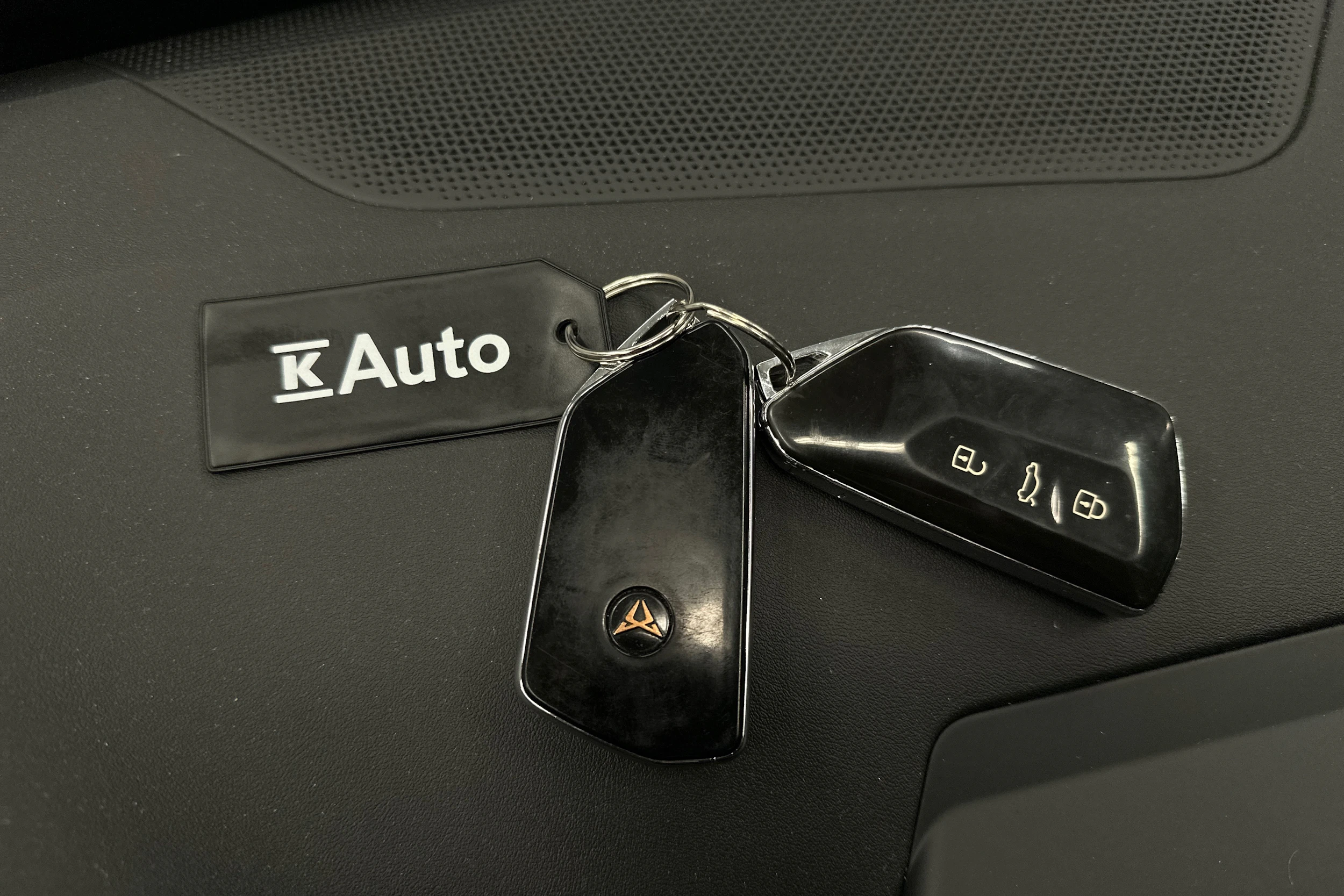harmaa CUPRA Formentor 2021 kuva 43.