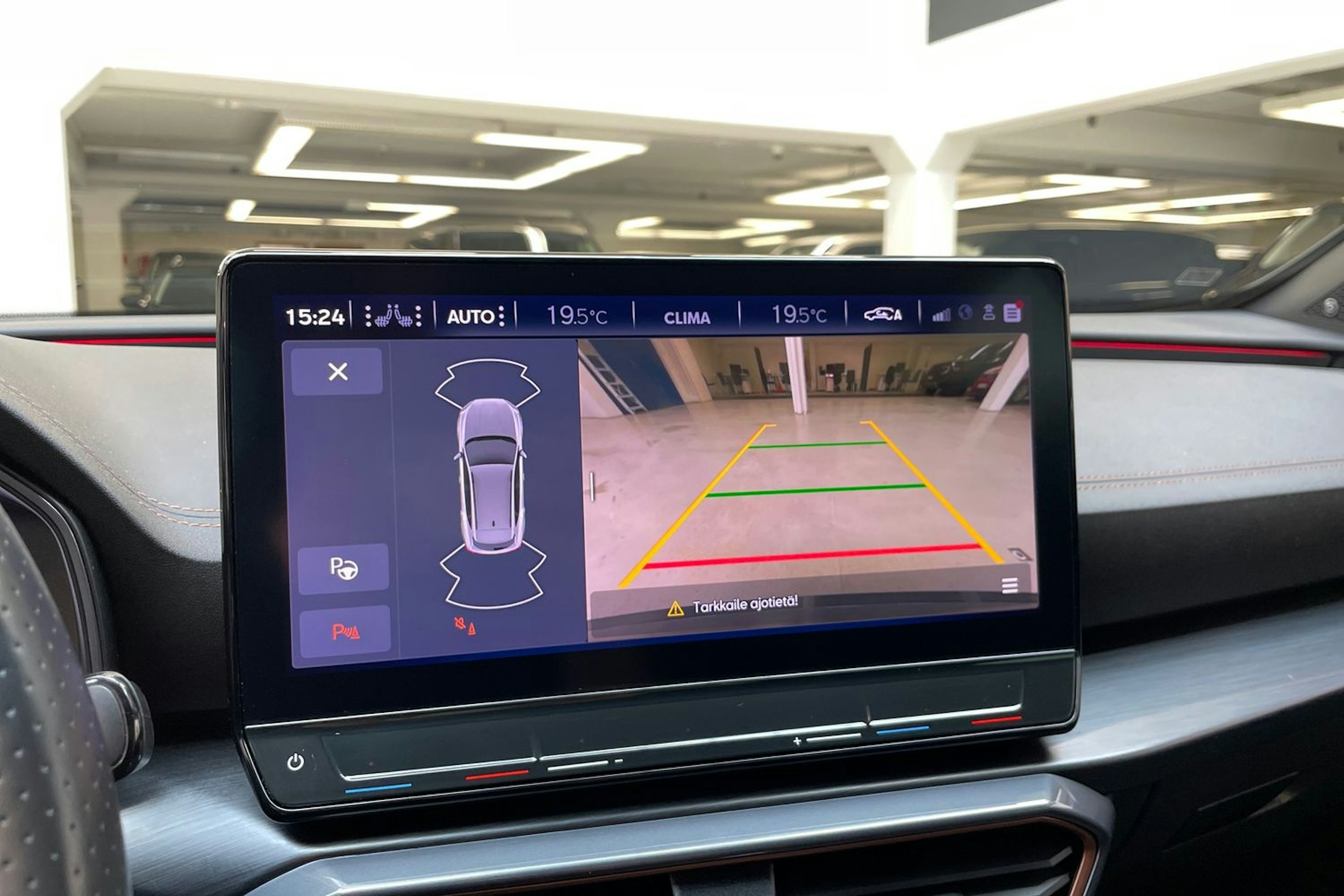 harmaa CUPRA Formentor 2021 kuva 19.