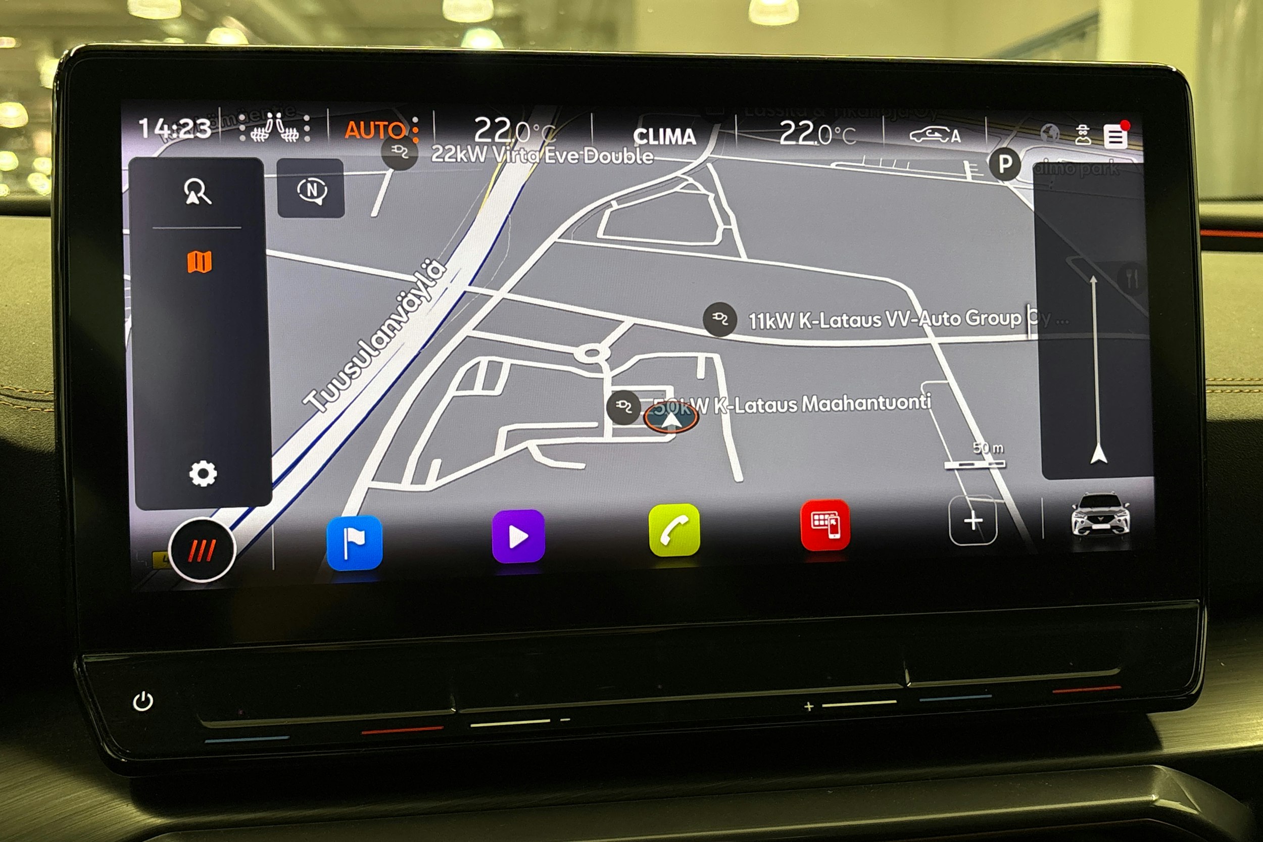 Valkoinen CUPRA Formentor 2021 kuva 22.