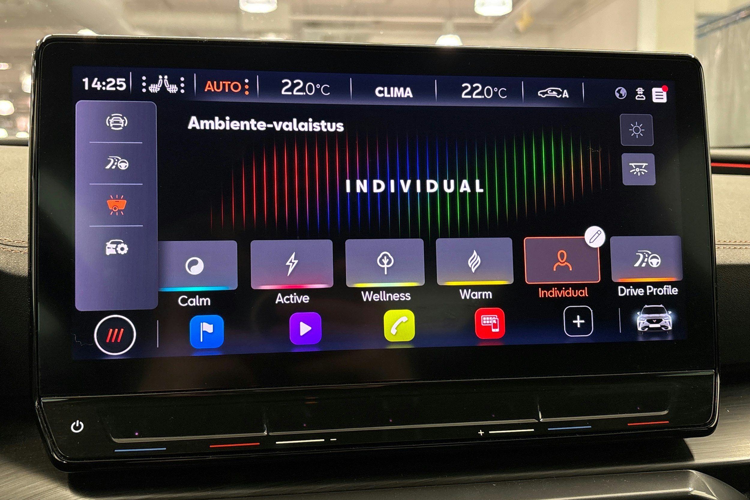 Valkoinen CUPRA Formentor 2021 kuva 30.