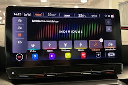 Valkoinen CUPRA Formentor 2021 kuva 30.