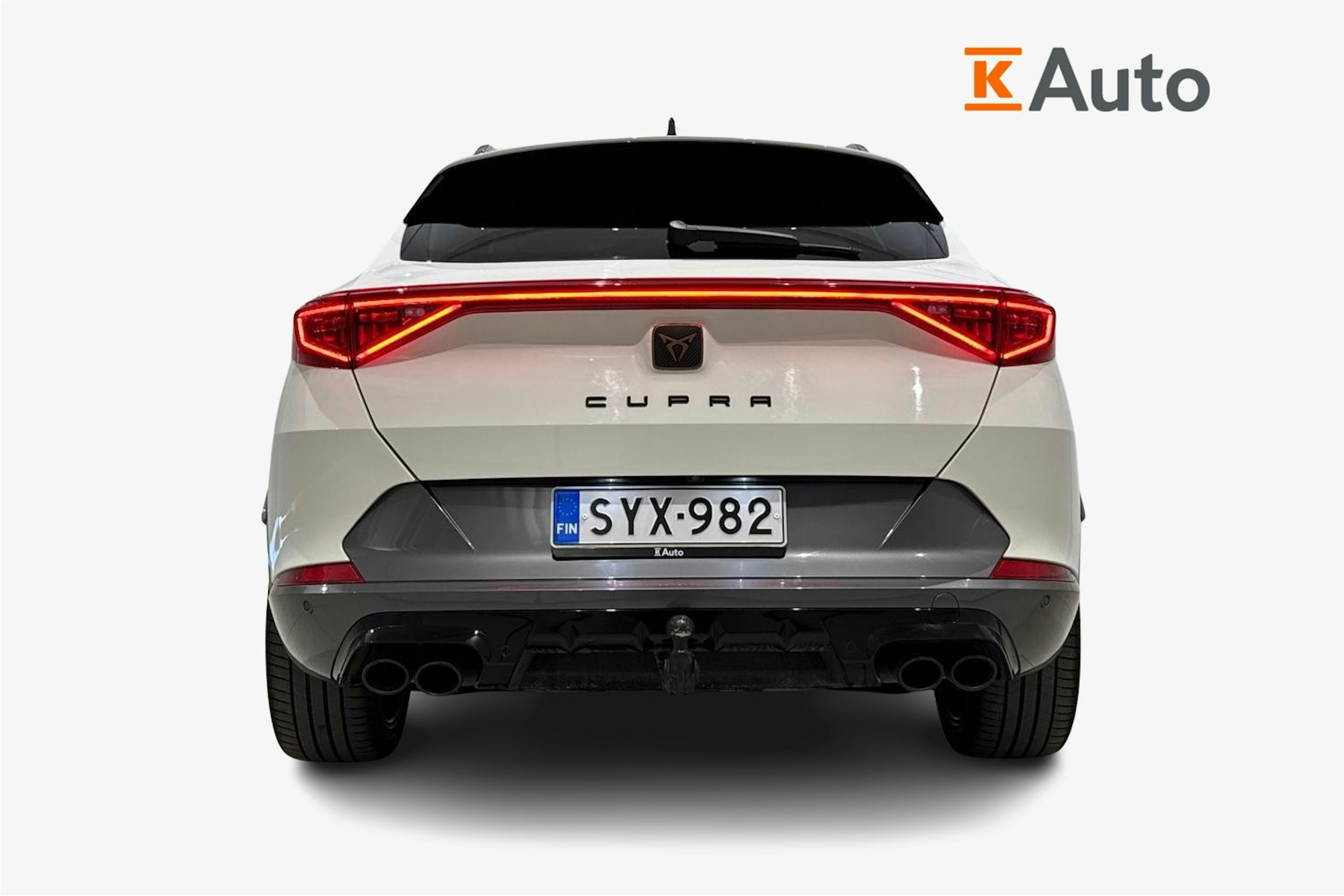 valkoinen CUPRA Formentor 2021 kuva 3.