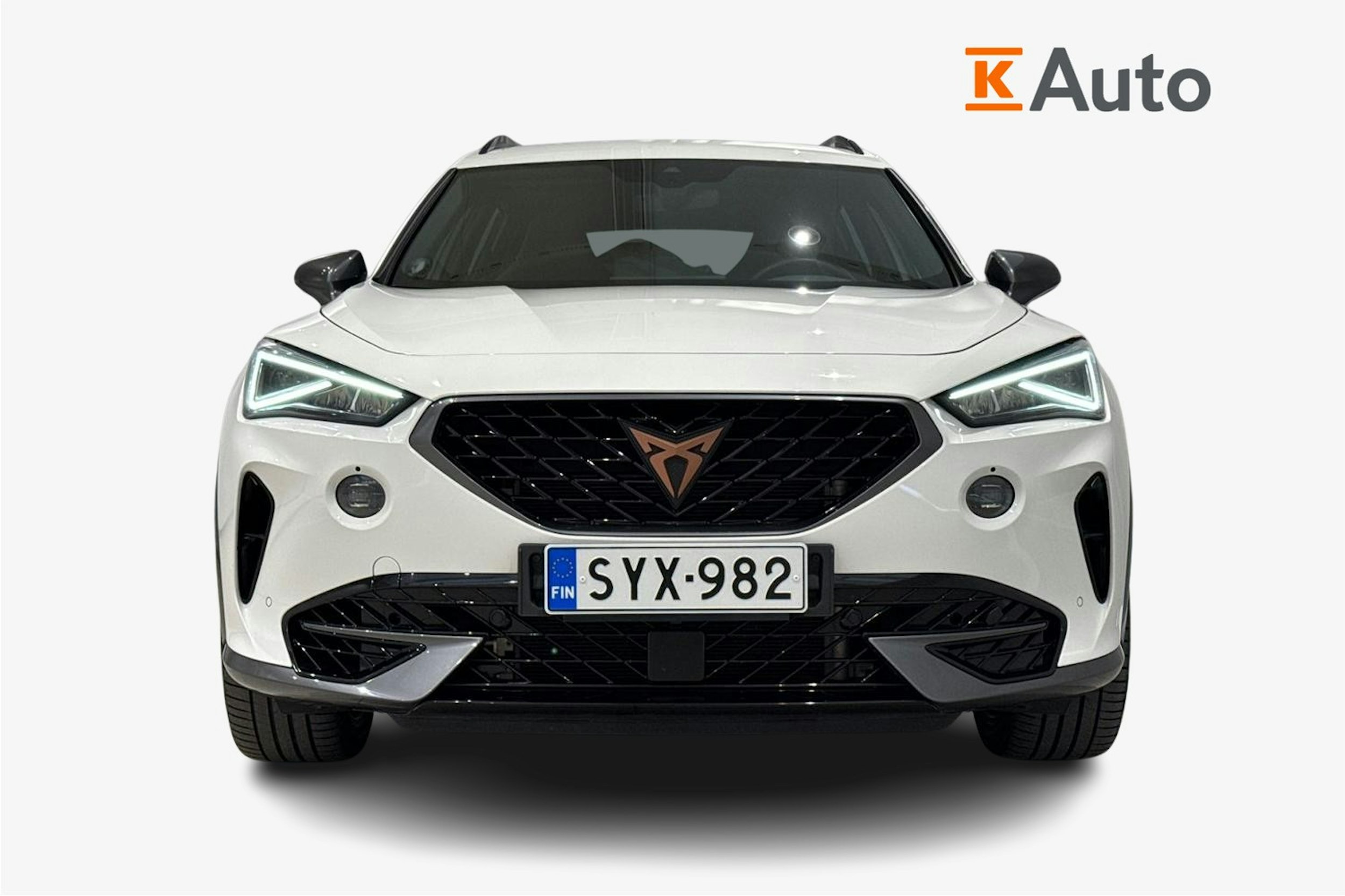 valkoinen CUPRA Formentor 2021 kuva 5.