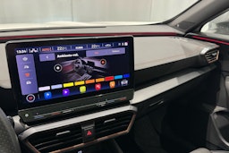 valkoinen CUPRA Formentor 2021 kuva 23.