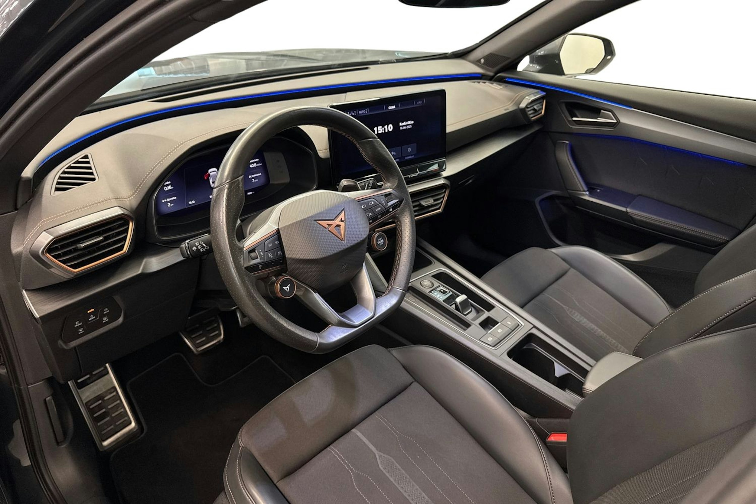 vihreä CUPRA Formentor 2021 kuva 6.