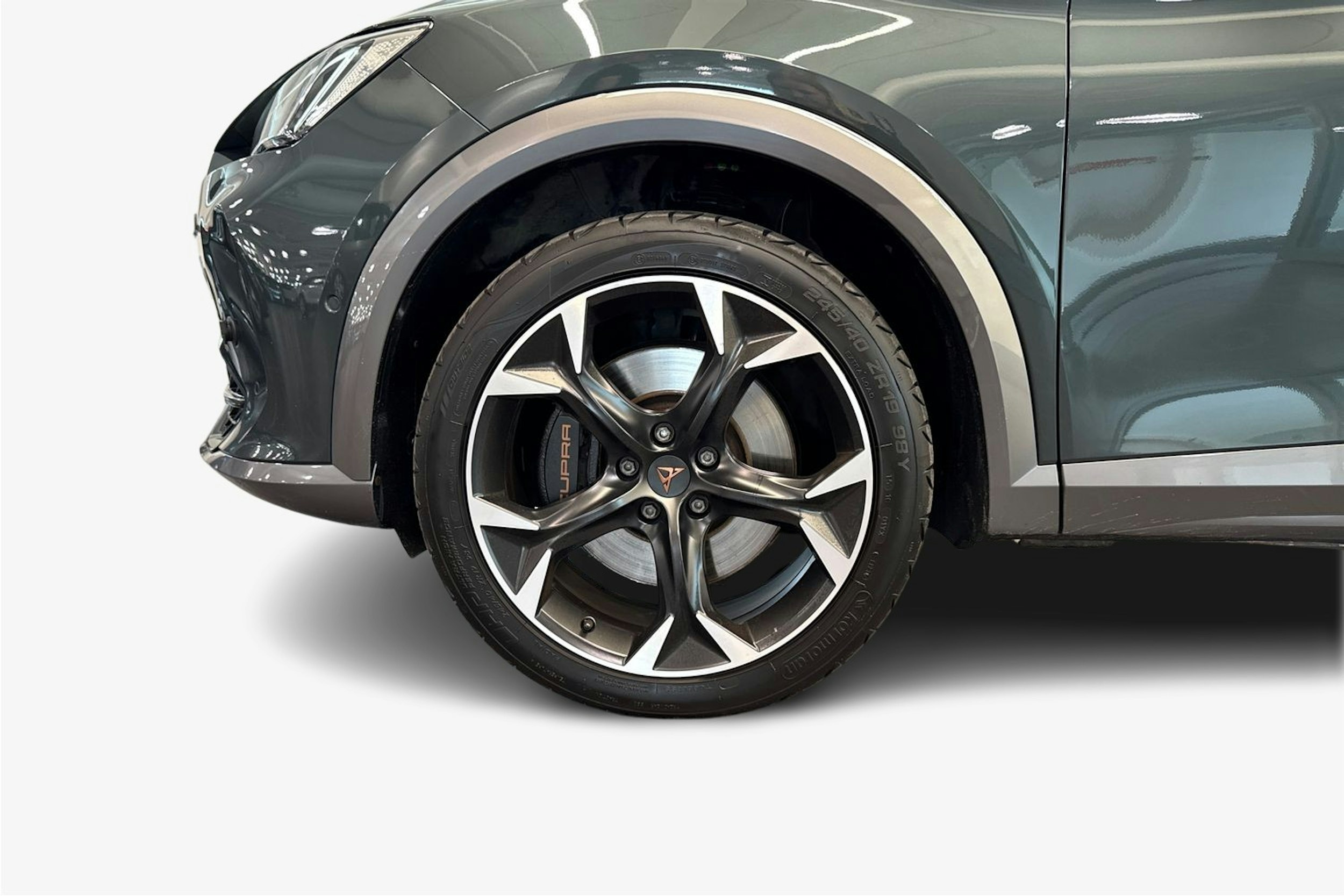 vihreä CUPRA Formentor 2021 kuva 9.