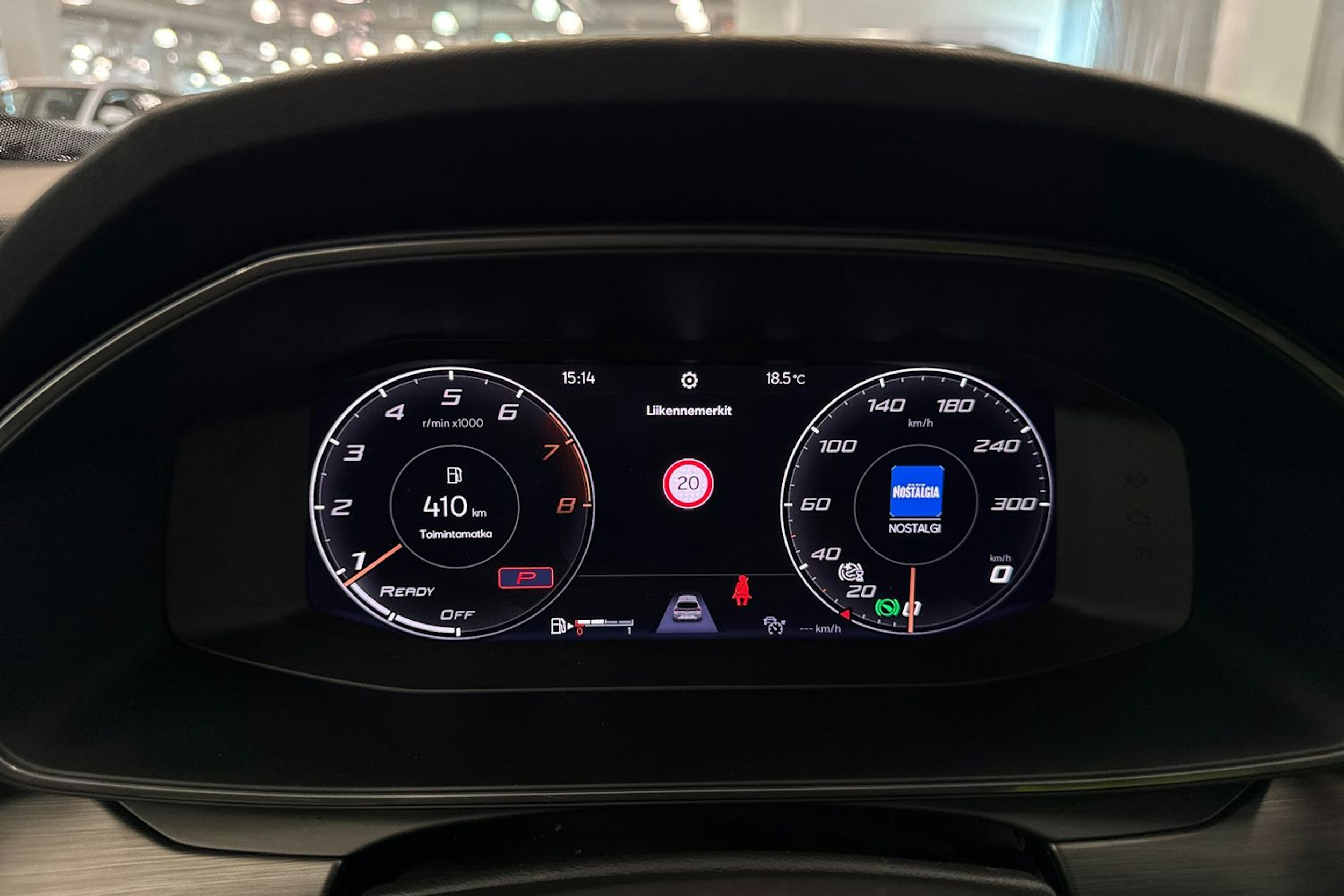 vihreä CUPRA Formentor 2021 kuva 15.