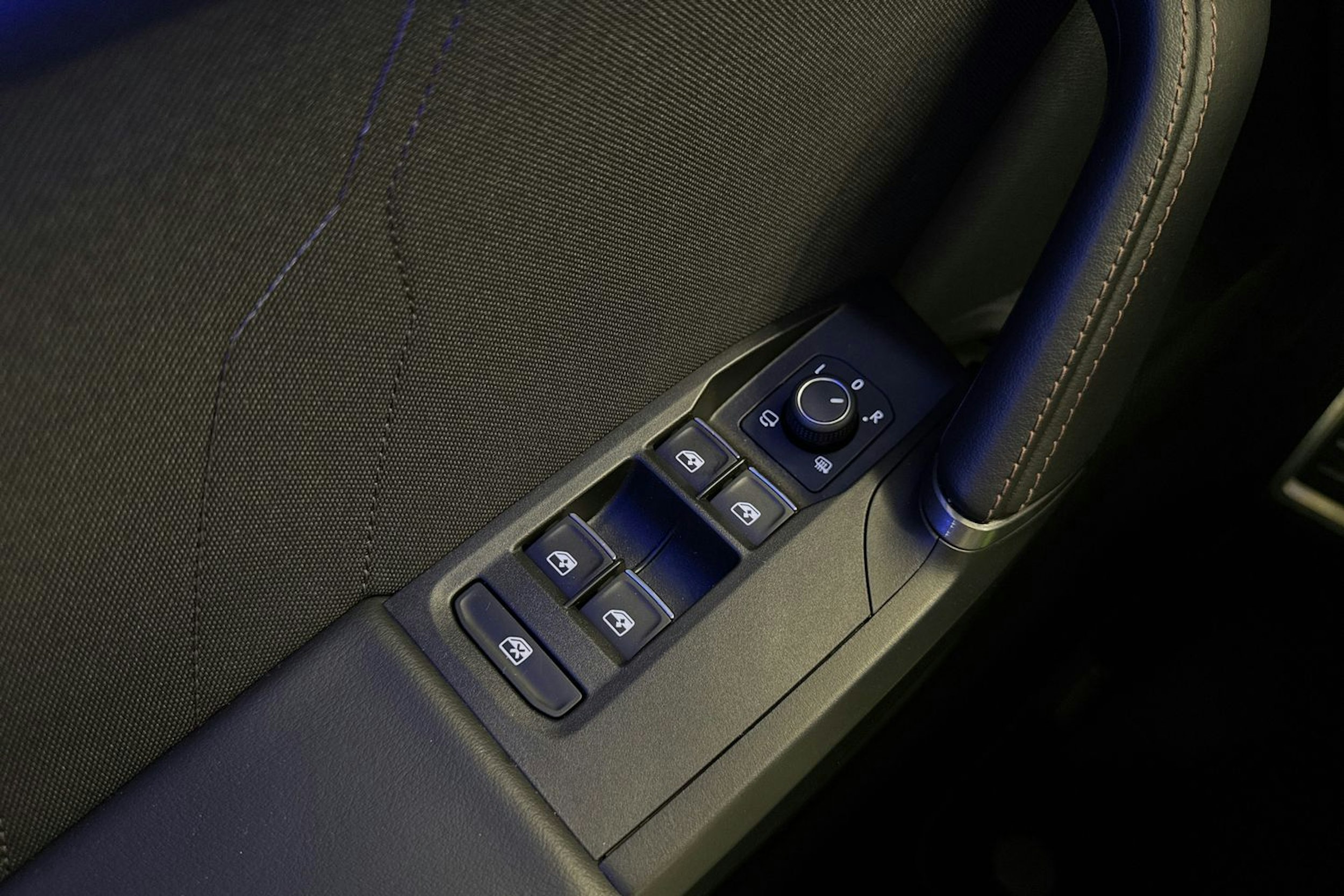 vihreä CUPRA Formentor 2021 kuva 18.