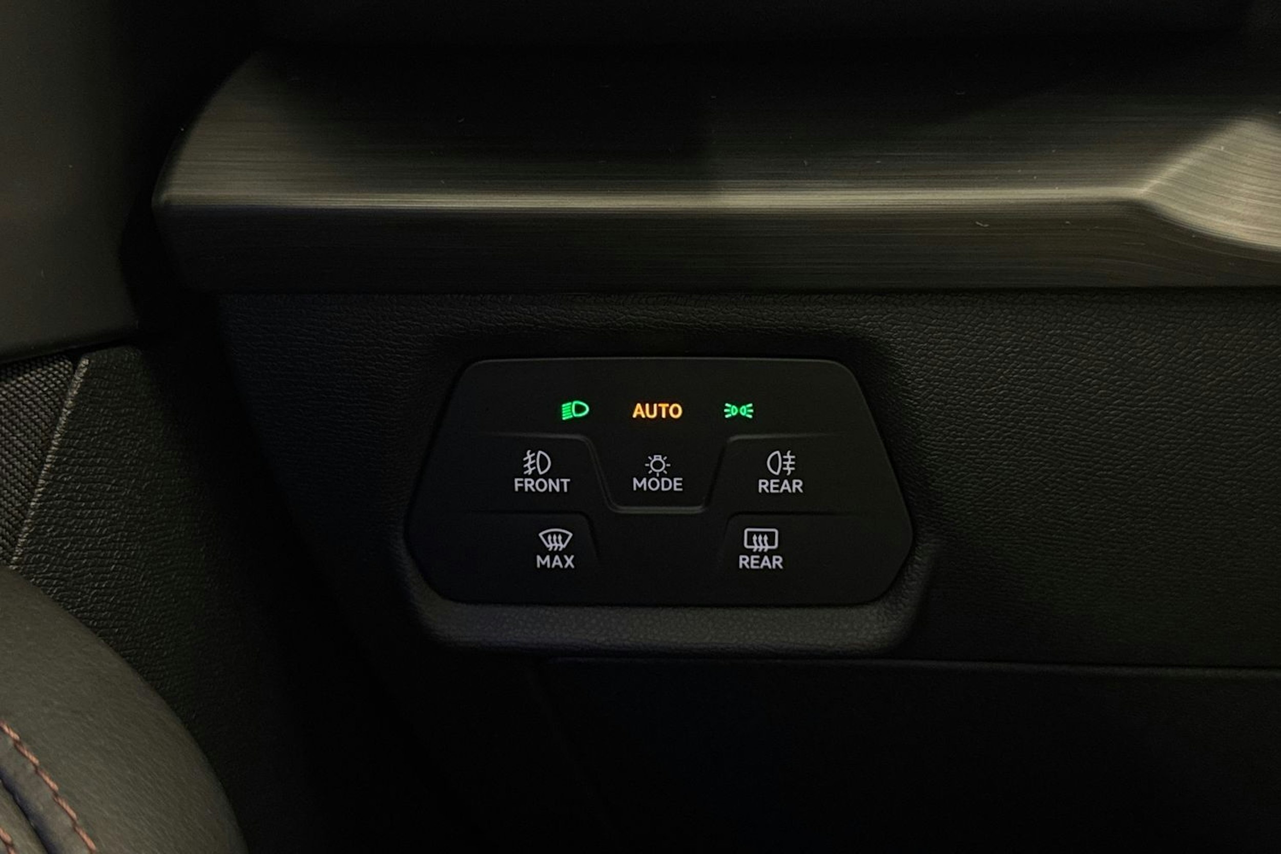 vihreä CUPRA Formentor 2021 kuva 19.