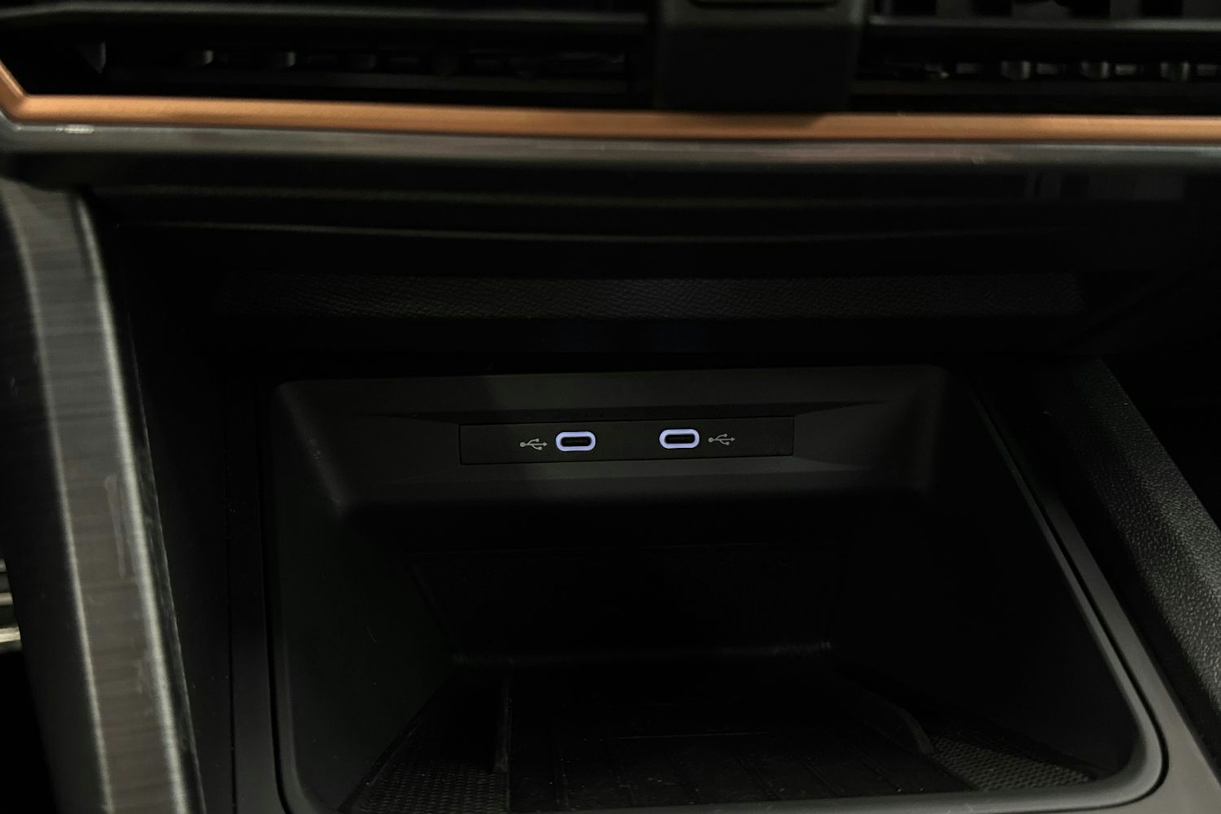 vihreä CUPRA Formentor 2021 kuva 22.
