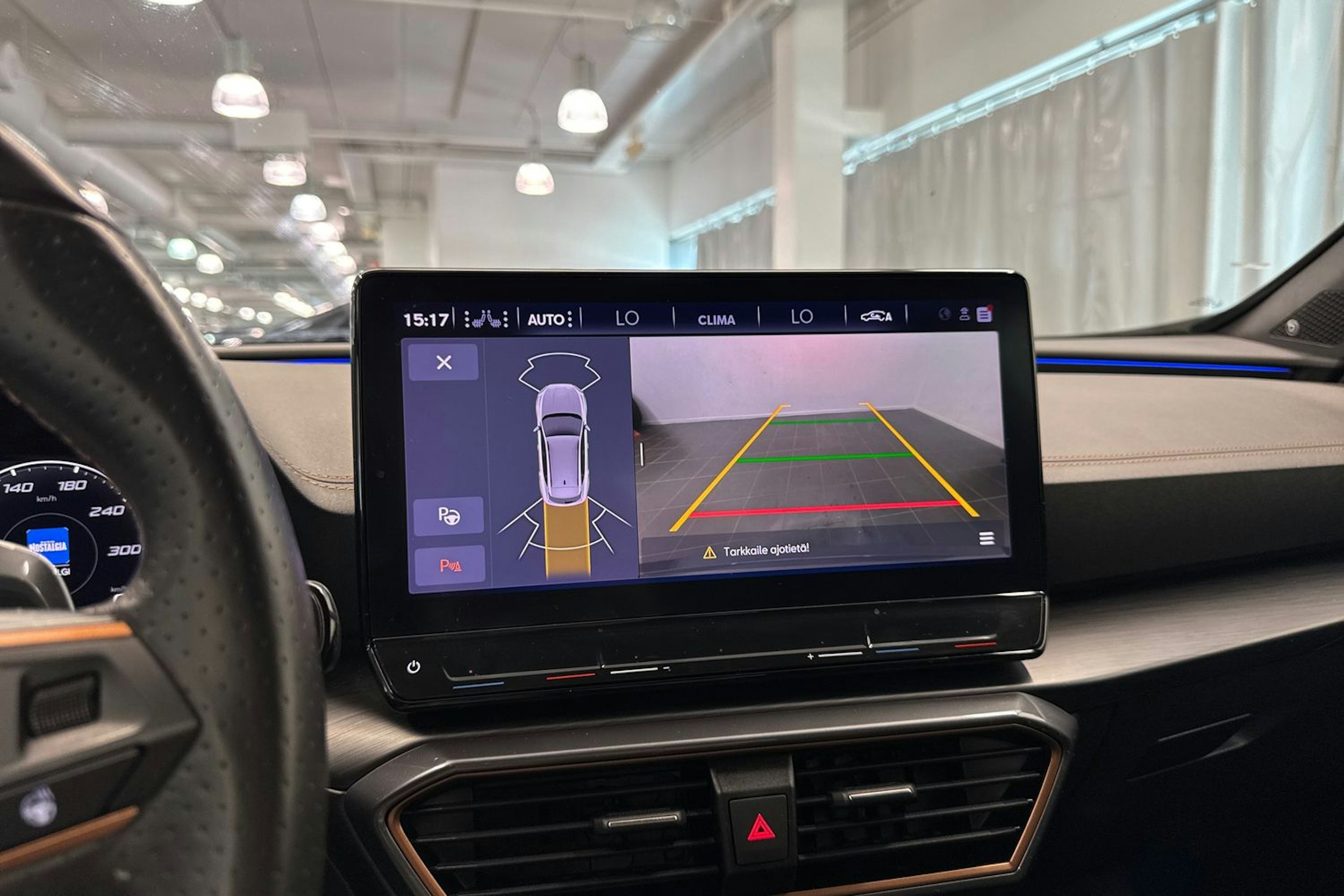 vihreä CUPRA Formentor 2021 kuva 24.