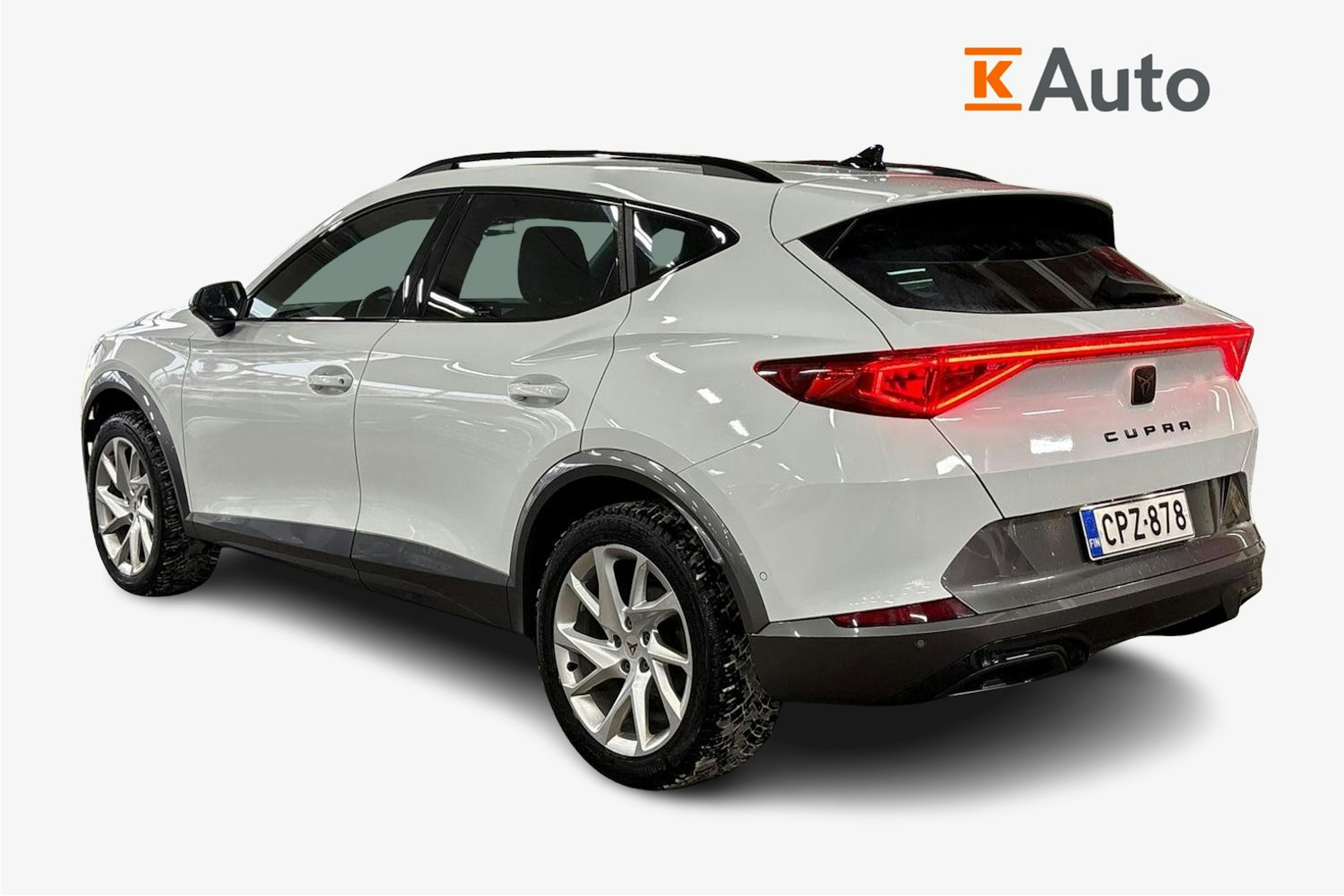 valkoinen CUPRA Formentor 2022 kuva 2.