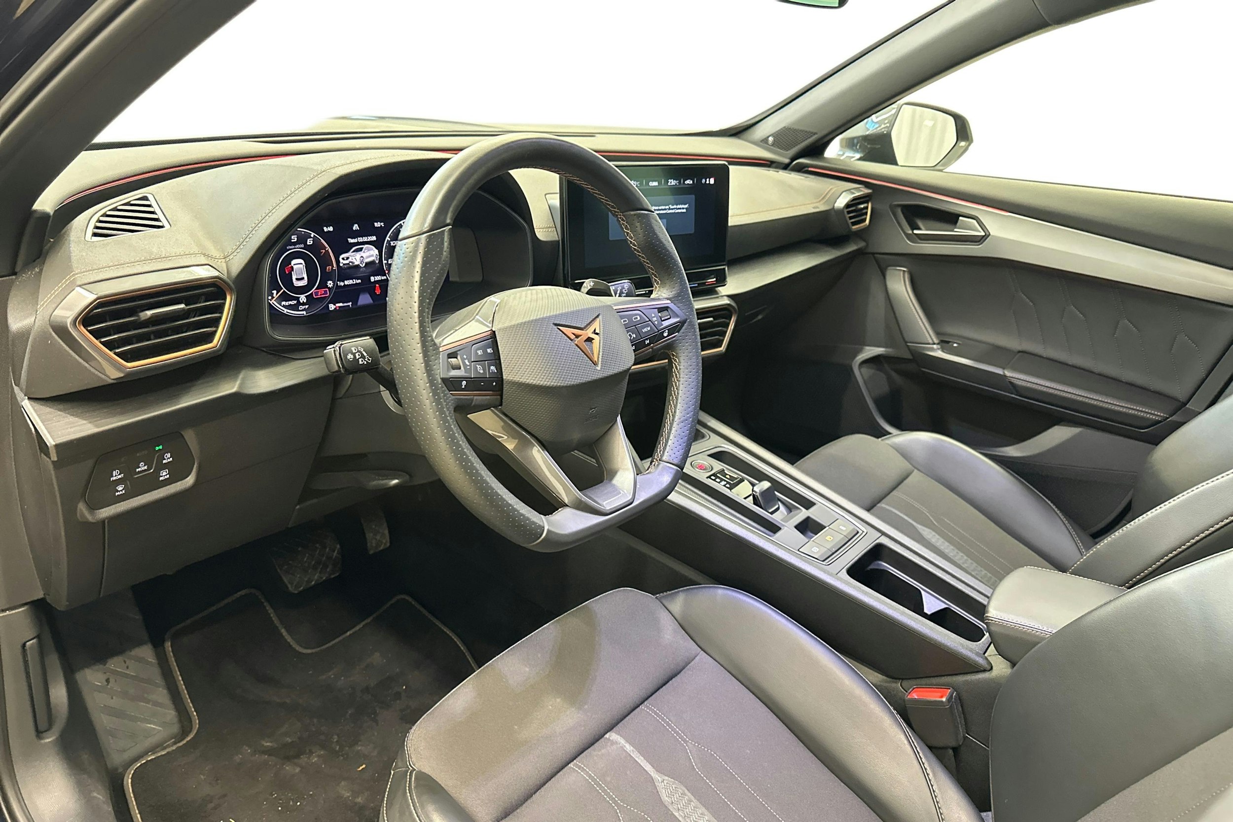 sininen CUPRA Formentor 2022 kuva 7.