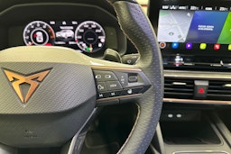 sininen CUPRA Formentor 2022 kuva 18.