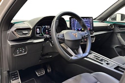 valkoinen CUPRA Formentor 2022 kuva 7.