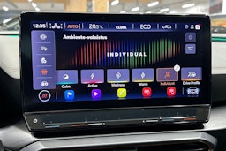 valkoinen CUPRA Formentor 2022 kuva 21.