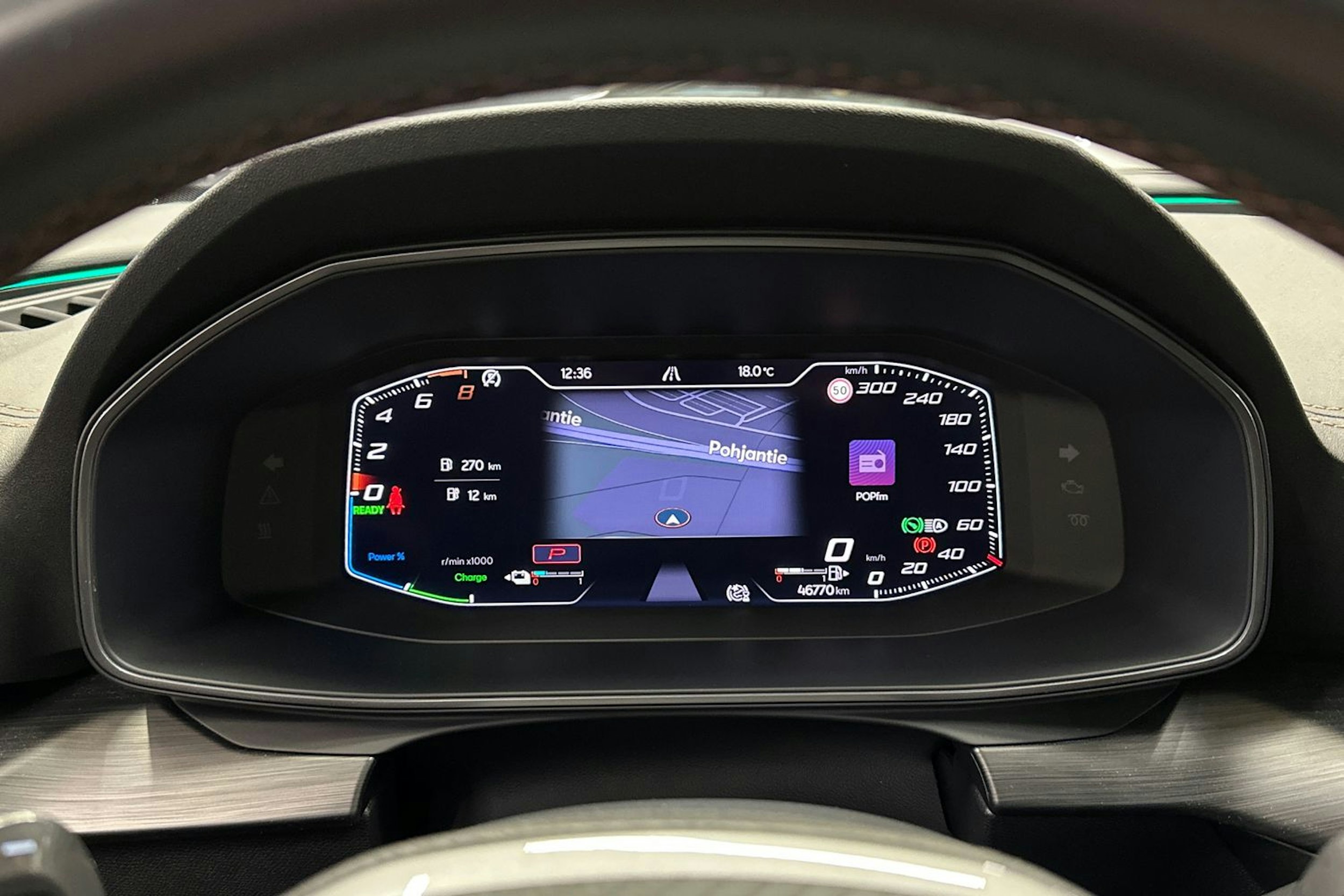 valkoinen CUPRA Formentor 2022 kuva 24.