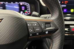 valkoinen CUPRA Formentor 2022 kuva 26.