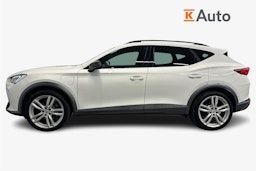 valkoinen CUPRA Formentor 2022 kuva 6.