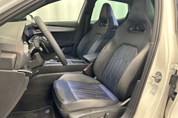 valkoinen CUPRA Formentor 2022 kuva 14.