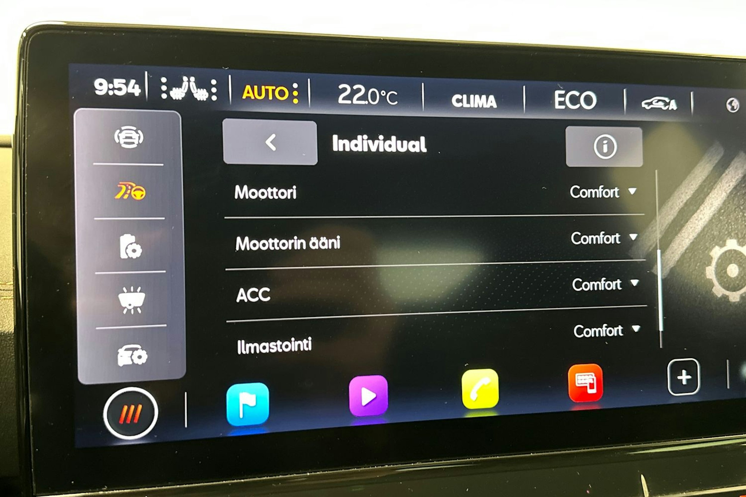 valkoinen CUPRA Formentor 2022 kuva 24.