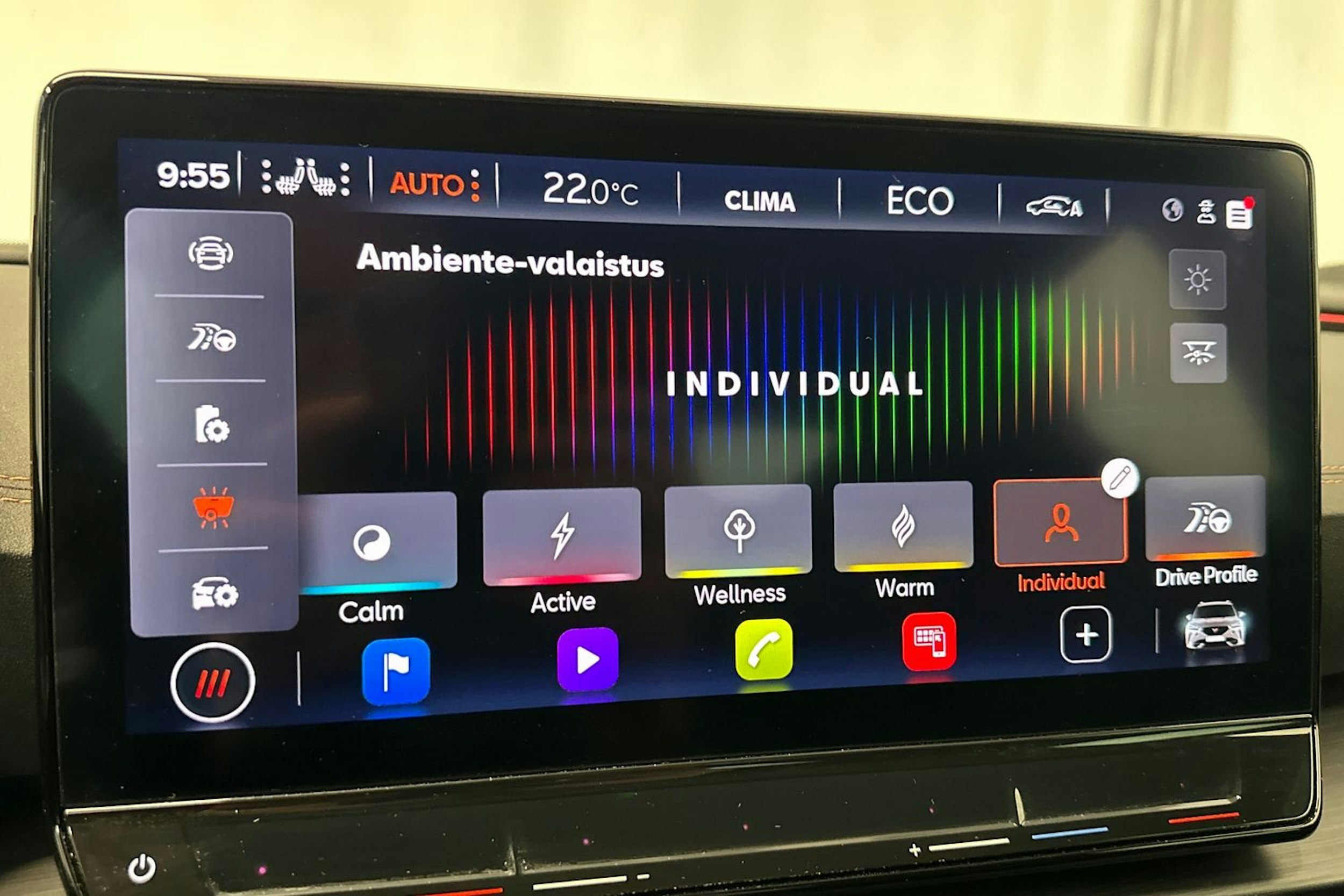 valkoinen CUPRA Formentor 2022 kuva 26.